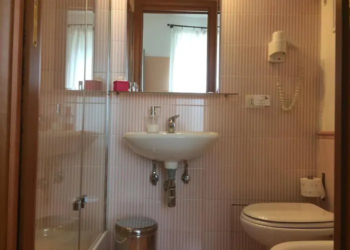 Luna Rossa Bed & Breakfast Rome